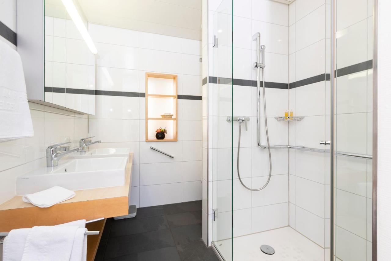Park-hotel Am Rhein - Gesundheitshotel Und Residenzen 4*