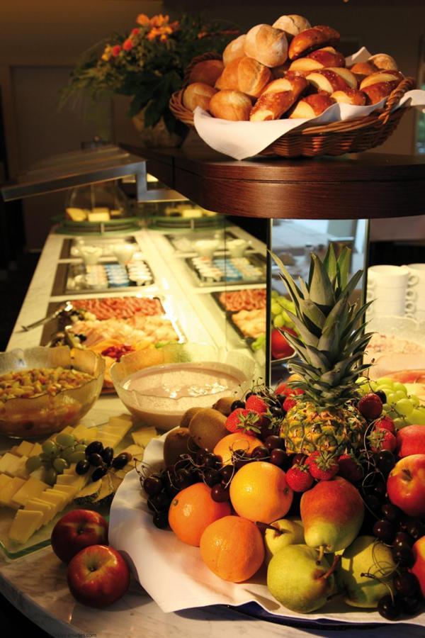 Park-hotel Am Rhein - Gesundheitshotel Und Residenzen 4*